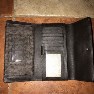 Michael Kors wallet